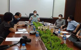 Bắc Giang họp trong đêm lên phương án triển khai test nhanh tại điểm nóng dịch COVID-19