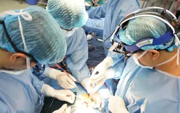 Phẫu thuật cứu sống bé sơ sinh mắc bệnh lý tim bẩm sinh phức tạp