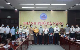 Đà Nẵng tiễn các y, bác sĩ lên đường chi viện tỉnh Bắc Giang phòng, chống dịch
