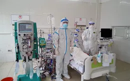 Nữ công nhân 37 tuổi mắc COVID-19 tiên lượng nặng, phải đặt ECMO