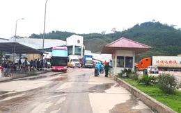 Tạm dừng tiếp nhận công dân Việt Nam về nước qua cửa khẩu quốc tế Cầu Treo