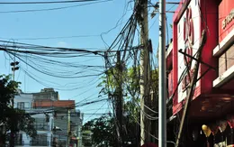 Dây điện chằng chịt: Mối nguy "treo" lơ lửng trên đầu người dân