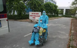 Bệnh nhân COVID-19 nguy kịch thứ 13 xuất viện sau 6 lần lọc máu, kết hợp nhiều điều trị tối ưu