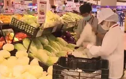 Siêu thị tăng lượng hàng dự trữ khi TP.HCM nâng mức giãn cách