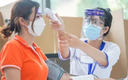 Cảnh báo nguy cơ dịch chồng dịch, cần tiêm những loại vaccine nào để bảo vệ sức khỏe?