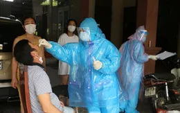 Lấy mẫu xét nghiệm SARS-CoV-2 trên địa bàn toàn thành phố Hà Tĩnh