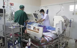 Cứu bệnh nhân sốc, suy đa tạng do uống 600 viên thuốc hạ áp