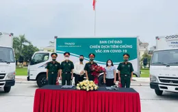 Bàn giao xe lạnh vận chuyển vaccine cho chiến dịch tiêm chủng 2021 - 2022