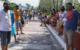 Philippines trợ cấp tiền mặt cho người nghèo bị tác động do COVID-19