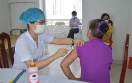 Tiêm thử nghiệm giai đoạn 2 vaccine COVIVAC cho các tình nguyện viên tại Thái Bình