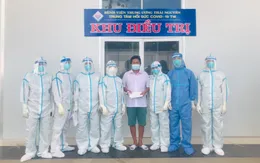 Bệnh nhân nặng đầu tiên tại Trung tâm Hồi sức COVID-19 Trung ương ở Long An xuất viện