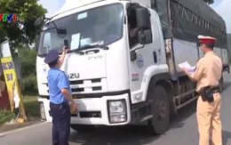 Quản lý chặt lái xe đường dài để ngăn dịch bệnh lây lan