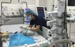 Can thiệp ECMO cứu sống trẻ sơ sinh hậu phẫu tim bẩm sinh phức tạp