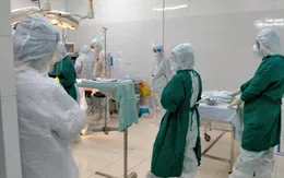 Mổ cấp cứu 2 ca sinh khó, tiền sản giật từ khu vực phong tỏa