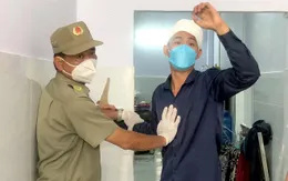 Ngăn hai con đánh nhau, người cha bị đâm chết thương tâm