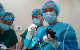 Phát hiện con nuốt đồng xu, 4 ngày sau mới đưa vào viện xử trí