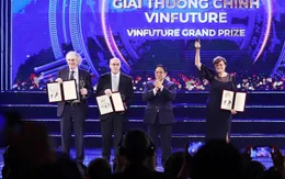 Ba nhà khoa học với công nghệ vaccine mRNA giành giải thưởng VinFuture trị giá 3 triệu USD