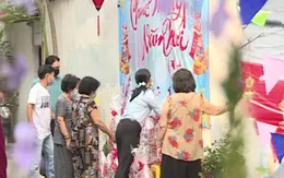 Người dân TP Hồ Chí Minh chuẩn bị đón Tết bình thường mới