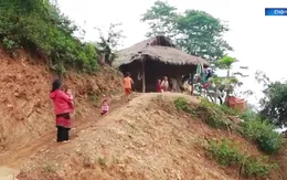 Thầy giáo duy nhất phải cách ly, học sinh được giao bài tập qua loa phát thanh