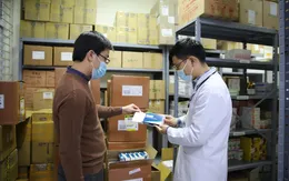 Lào Cai được cấp phát 20.000 viên thuốc kháng virus Molnupiravir để điều trị cho bệnh nhân COVID-19