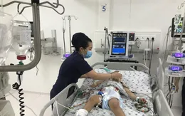 Kích hoạt báo động đỏ cứu sống bé trai đa chấn thương nguy kịch