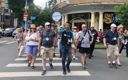 Nhộn nhịp khách du lịch quốc tế dịp cuối năm