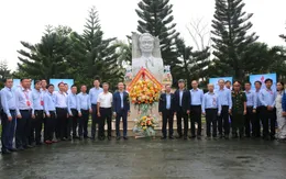 Tổ chức Lễ dâng hoa tưởng nhớ cố Thủ tướng Võ Văn Kiệt tại NMLD Dung Quất