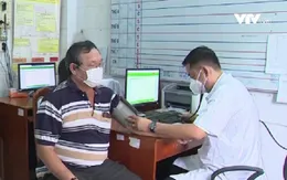 Hàng nghìn nhân viên y tế đồng bằng sông Cửu Long xin nghỉ việc