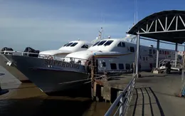 Kiên Giang: Tạm ngưng hoạt động các tuyến tàu, phà ra đảo do thời tiết xấu