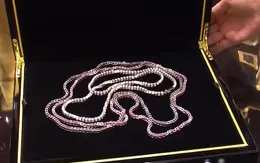 Sức hút từ những món hàng đắt đỏ dịp Giáng sinh