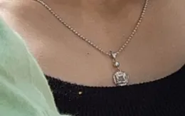 Truy tìm sợi dây chuyền của một phụ nữ bị sát hại