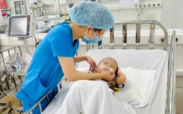 3 tháng điều trị biến chứng hô hấp nặng cho bé 3 tuổi mắc cúm B