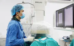Ho ra máu suốt 3 ngày vì giãn động mạch phế quản