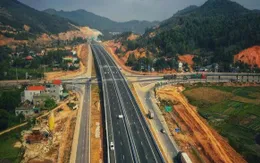 Thủ tướng chỉ đạo đẩy nhanh tiến độ các dự án đường bộ cao tốc quan trọng quốc gia