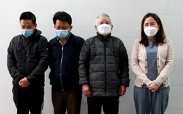 Cán bộ Hải quan nhận tiền để xe quá tải qua cửa khẩu