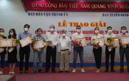 TP Hồ Chí Minh trao giải cuộc thi viết "Tình người nơi tuyến đầu chống dịch COVID-19"