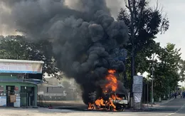 Tài xế dũng cảm lái xe bồn đang bốc cháy rời cây xăng