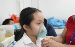 Khỏi bệnh sau 15 ngày mắc COVID-19, bé gái phải nhập viện vì tổn thương phổi