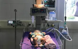 Cứu sống bé 4 tháng tuổi mắc COVID-19 có diễn biến nặng