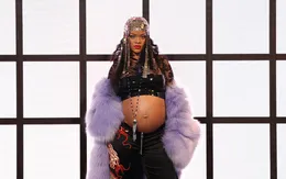 Mãn nhãn với thời trang "bà bầu" đầy cá tính của Rihanna