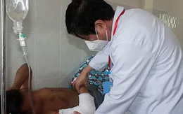 Cấp cứu bệnh nhân bị bỏng hóa chất
