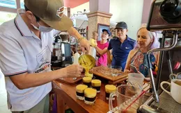 Lập biên bản vụ ly cà phê "đắt nhất Việt Nam”