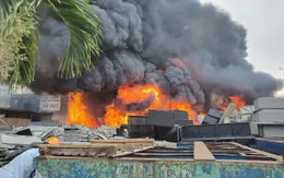 "Biển lửa" bao trùm cụm công nghiệp Nhơn Bình, Bình Định