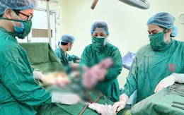 Mổ lấy thai cho sản phụ nặng 98kg, mắc tiểu đường thai kỳ, tiển sản giật