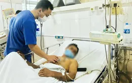 Người đàn ông bị ngộ độc Tetrodotoxin sau khi ăn ruốc lỗ