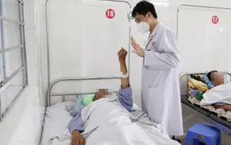 Vi phẫu lấy máu tụ nội sọ kết hợp kẹp phình mạch não cứu bệnh nhân nguy kịch