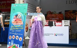 Festival thanh niên Đông Nam Á 2022: Trải nghiệm sắc màu văn hóa tại các gian hàng