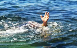 Khách du lịch rơi xuống biển tử vong khi tham quan vịnh Hạ Long