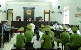 Mẹ nữ sinh giao gà tại Điện Biên hầu tòa về tội mua bán trái phép chất ma túy