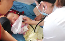 Nhập viện điều trị hậu COVID-19, 2 bé sơ sinh phát hiện bệnh lý nguy hiểm